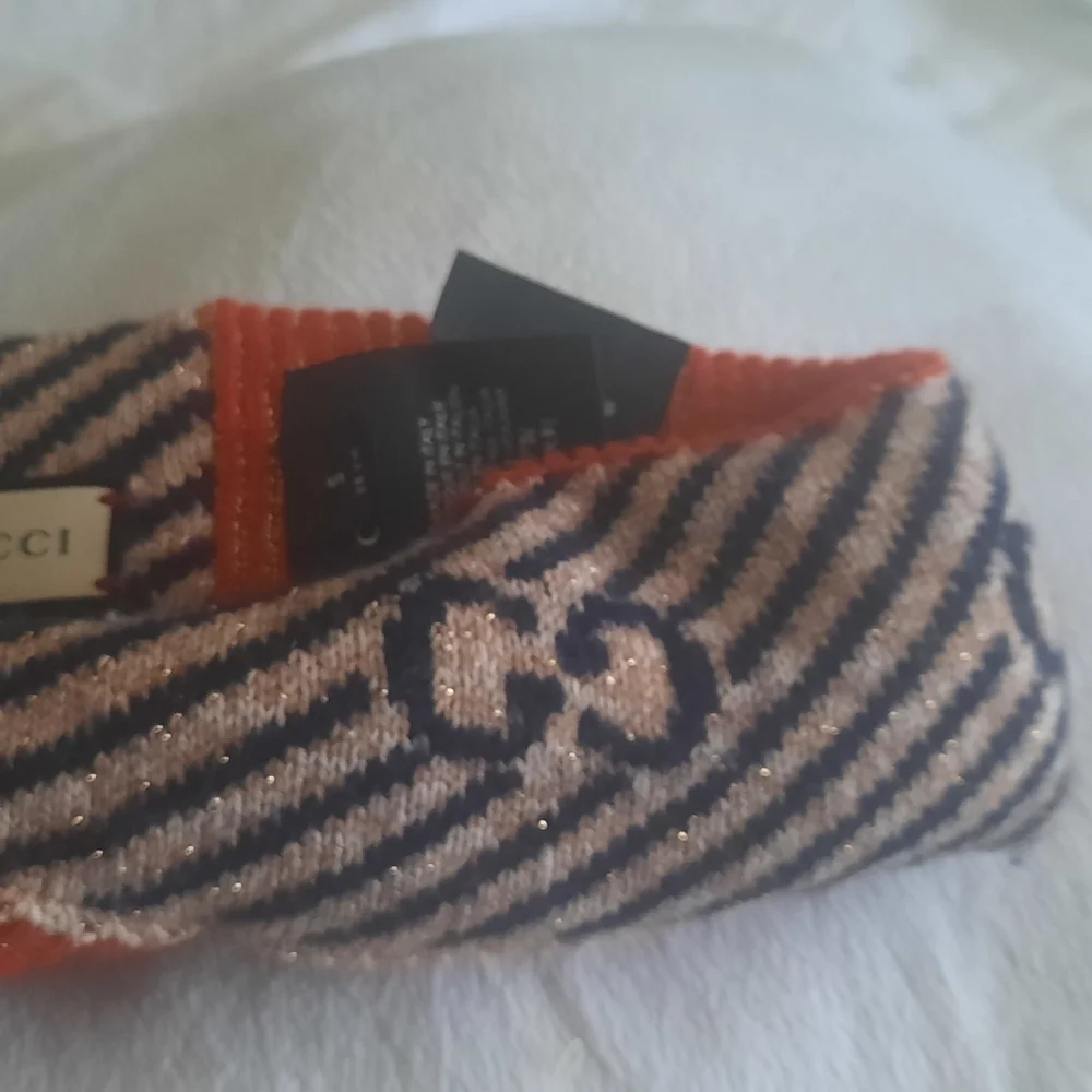 GUCCI  AUTHENTIC HEADBAND - Picture 6 of 9